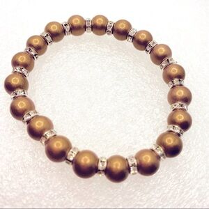 Bracelet bronze goldfish color with Crystals! Looks different in differe…